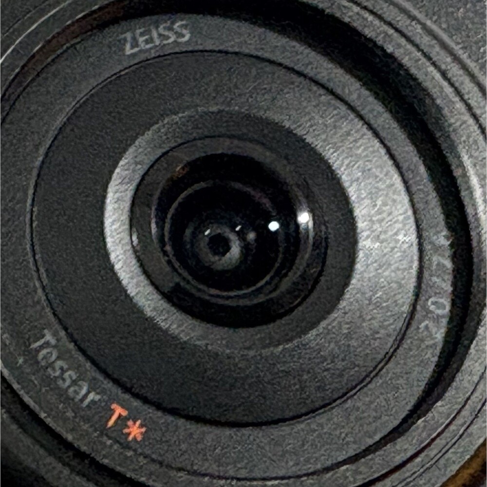 Sony ZV-1F Vlogging Point Shoot 20.1 MP HD 4K Video Digital Camera Only - Picture 3 of 13